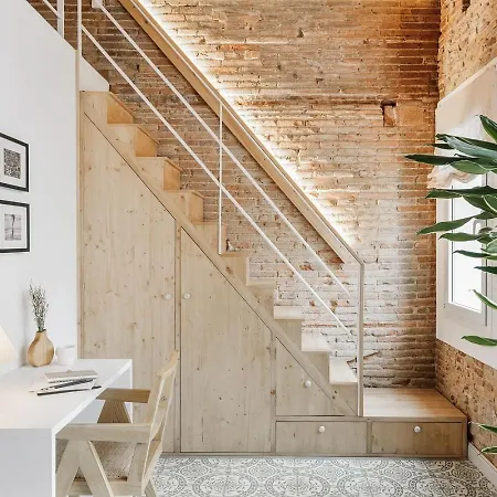 Spacest - Calle De Fontcoberta A Barcelona